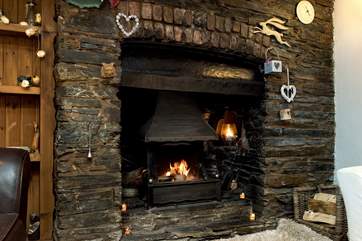What a welcome sight on those out-of-season breaks, an open fire - bliss!