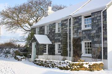 This is a lovely cottage at any time of the year.