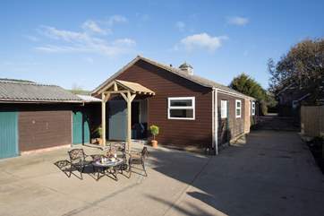 The Stables is one of two converted barns, why not rent the barn next door and bring more of the family?