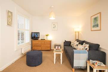 Sit back and put your feet up in the comfortable sitting-area after all you are on holiday.