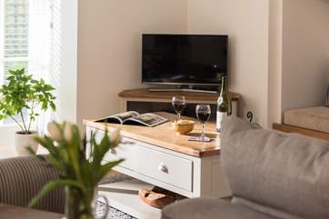 A Smart TV with Netflix and iPlayer to keep you entertained.