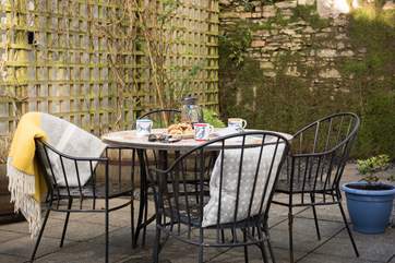 A lovely spot for morning coffee or evening drinks.