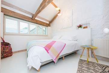 A Hypnos 6' bed makes for the perfect night's sleep.