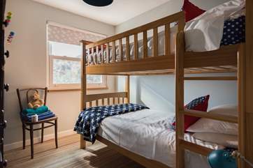 Bedroom 3 has bunk-beds.