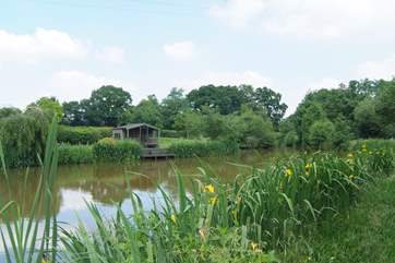 This little fishing lodge is a great place for a family picnic.