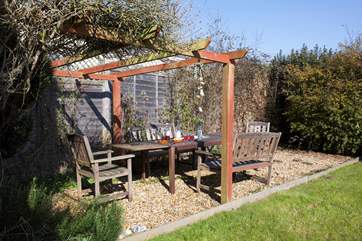Al fresco dining in the Isle of Wight glorious sunshine?