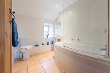 The main bathroom.