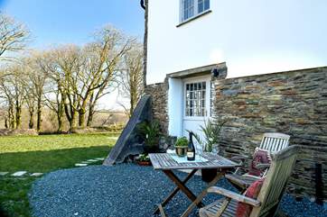 Enjoy tea on the terrace taking in the wonderful suuroundings or enjoy some games on the lawn.