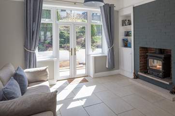 The snug is the perfect place to read a book or the daily paper in peace and quiet.