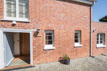 The Apple House was exactly that. This lovely home from home has been lovingly converted to offer maximum pleasure for those seeking fun and adventure, along with peace and tranquillity.