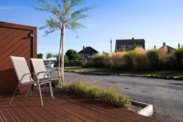 Relax, at 4 Tollgate Cottage you are just a stone's throw from the sea front.