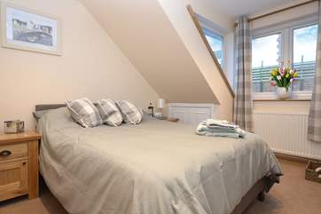 The top floor bedrooms are lovely and quiet in this town location.