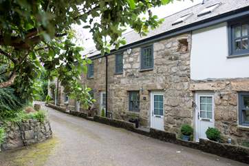 Welcome to Little Martley (the private parking is at the rear of the property).
