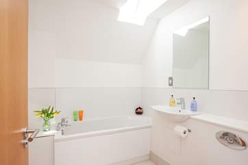 There are plenty of bathrooms to choose from, so no queues.