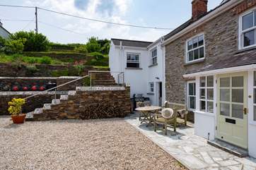 Another view of the front of the cottage.