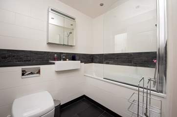 The family bathroom on the ground floor.