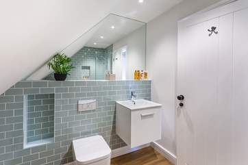 The light and bright bathroom.