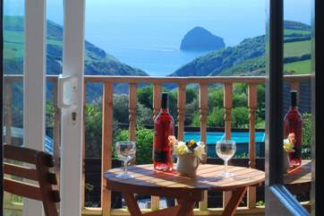Come rain or shine you can enjoy the view out across the Atlantic to Gull Rock.