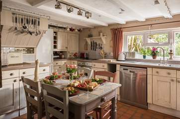 Plenty of room for all around the dining-table.