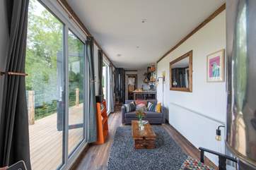 Superbly equipped and extremely spacious for two. Every little detail has been thought about in its conversion.