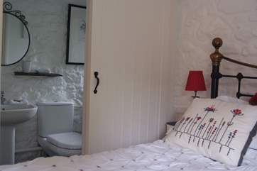 The en suite to the bedroom.