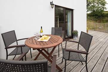 What a lovely place to sit and enjoy a good book accompanied by a glass of something tasty.