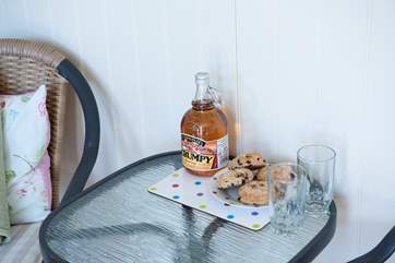 The owner very kindly provides a bottle of Cornish Scrumpy and some yummy hevva buns.