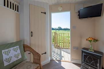 Throw open the door, enjoy the countryside outlook and let the fresh air in - bliss!