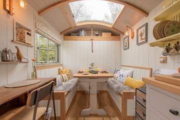 So cleverly designed, the pull-down bed converts with ease into the dining area.