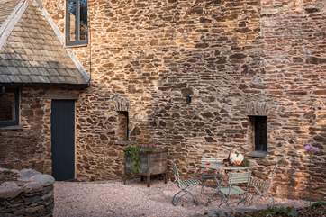 Dining al-fresco is a real pleasure in this tranquil and private spot. Please note a larger table and chairs set will be supplied for 2019.