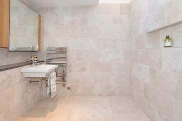 ...and offers a very spacious and contemporary en suite wet-room