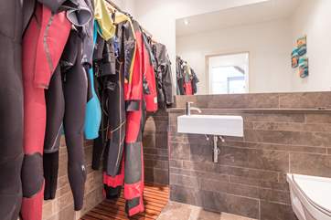 The ground floor cloakroom even provides space for your wet suits and wet-weather gear - sorry but this is not included
