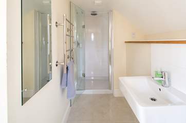 En suite to bedroom 1.