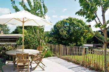 Relax on the terrace.
