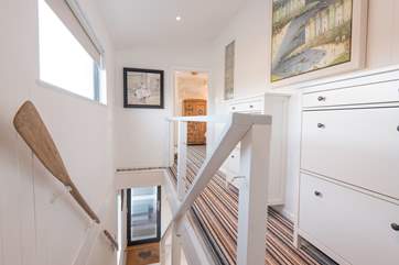From inside, you would never believe you are on a houseboat - this is pure luxury...