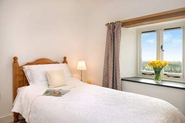 Pretty bedroom 2.