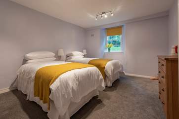 Bedroom 2 with 'zip and link' (super-king or twin) beds.