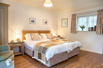 The studio has a super-king size bed which can either be made up as a double or twin beds.