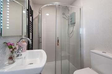 The stylish shower-room.