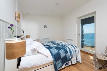 Just imagine waking up to that view!