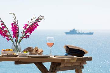 Whether you're a captain or not, this is the place to escape from modern life.