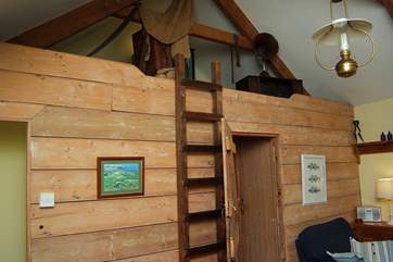 There are several quirky touches throughout this pretty little barn.