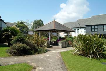 The communal garden in the centre of the apartments.